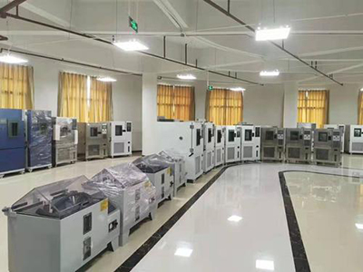 高精度恒溫恒濕潔凈室的空調設計方案(圖1) 高精度恒溫恒濕潔凈室的空調設計方案