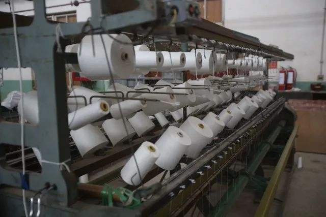 紡織行業(yè)建恒溫恒濕實驗室做什么用(圖1) 紡織行業(yè)建恒溫恒濕實驗室做什么用