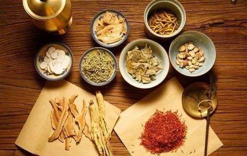 恒溫恒濕空調助力中藥再創神話-干燥保存(圖1) 恒溫恒濕空調助力中藥再創神話-干燥保存(圖1)