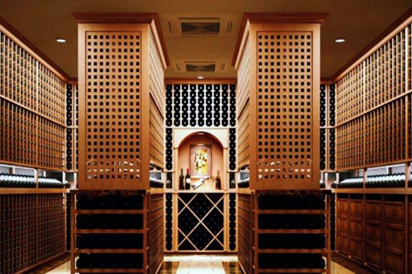 進(jìn)口酒窖恒溫恒濕機(jī)是否比國產(chǎn)的好?(圖1) 進(jìn)口酒窖恒溫恒濕機(jī)是否比國產(chǎn)的好?